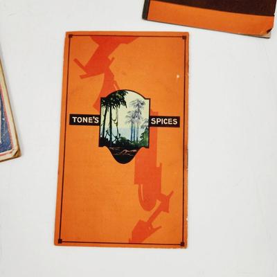 VINTAGE FOOD & MORE COLLECTABLE BOOKLETS