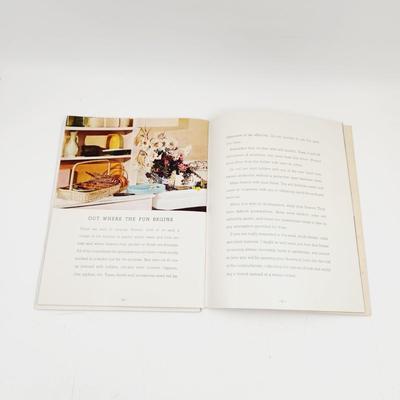 1941 COCA-COLA CO BOOKLET - FLOWER ARRANGING