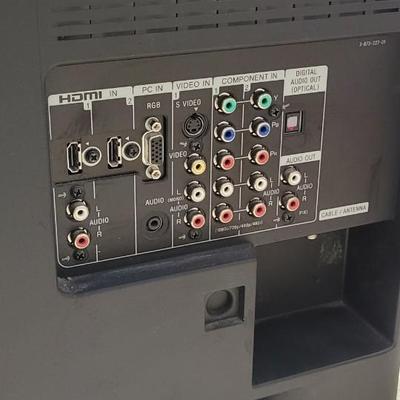 32" Sony TV with Remote
