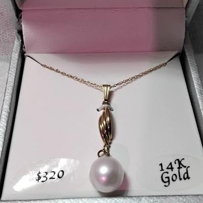 MACY'S 18"  Solid 14K Pearl Swirl Dangle Necklace