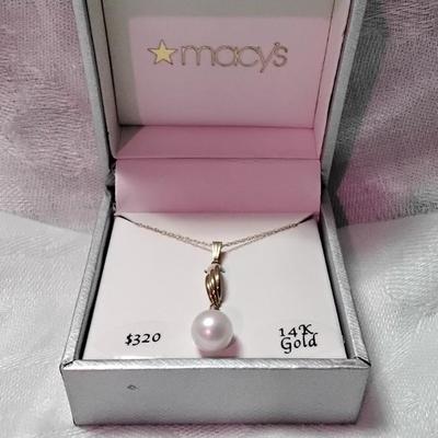 MACY'S 18"  Solid 14K Pearl Swirl Dangle Necklace