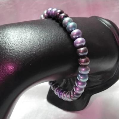 Beautiful Jewel Tones  7mm Pearl Adjustable Bracelet