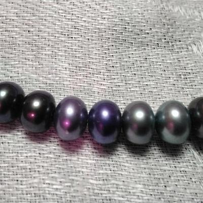 Beautiful Jewel Tones  7mm Pearl Adjustable Bracelet