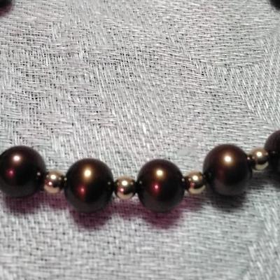 Gorgeous High Luster Chocolate 6.5 mm Pearls With 14k Beads and Clasp 7" Bracelet