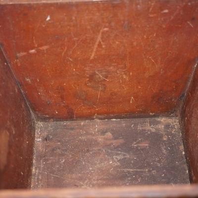 ANTIQUE SMALLER GRAIN BOX & PIG CUTTING BOARD CUT OUT.