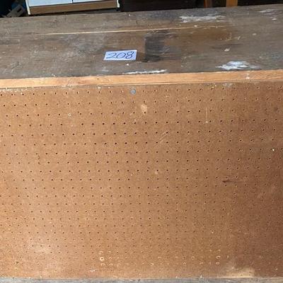 Wood Work Bench w/pegboard