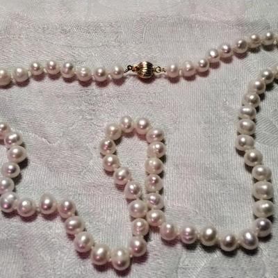 Very High Sheen 7.5 mm 24" 18K GP Clasp