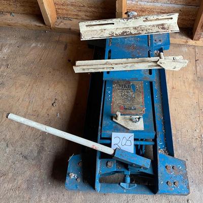 Viking 1/2 Ton Jack Model M1505