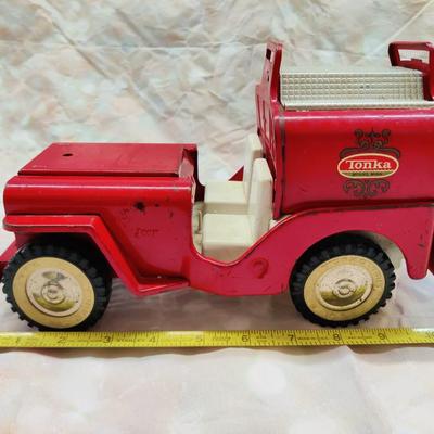 VINTAGE 1960'S TONKA #425 JEEP PUMPER FIRE TRUCK