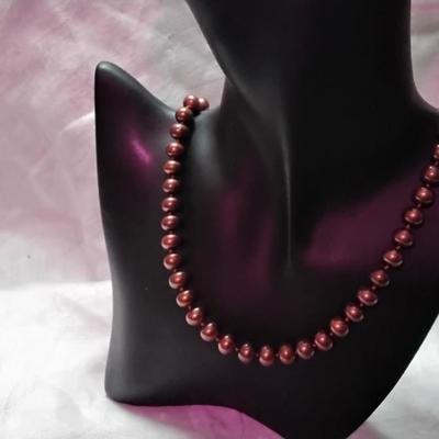 Gorgeous Cranberry 9mm Pearls 18" Necklace With 14K Clasp