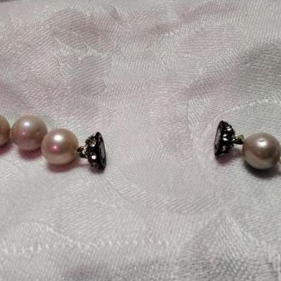 Vintage Lavender 11 mm Pearl 18" Necklace With Stunning Magnetic Clasp