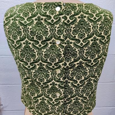 VINTAGE CALIFORNIA GIRL GREEN FLORAL PRINT VELVET SHORT SLEEVE TOP SIZE 11