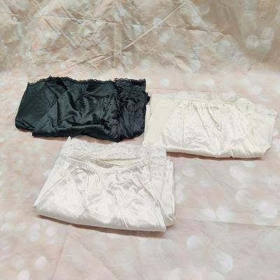 VINTAGE NYLON SLIPS BUNDLE