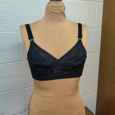 VINTAGE BLACK BULLET STYLE BRA