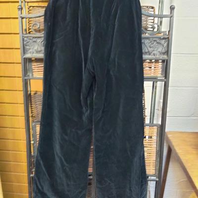 VINTAGE KORET OF CALIFORNIA BLACK CRUSHED VELVET HIGH WAISTED PANTS WAIST 26"