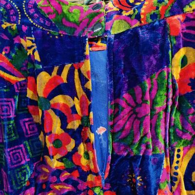 FABULOUS VINTAGE PATCHWORK PRINT CRUSHED VELVET BELL BOTTOM PANTS WAIST 26"