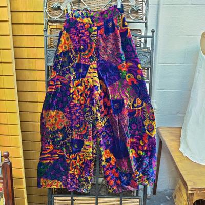 FABULOUS VINTAGE PATCHWORK PRINT CRUSHED VELVET BELL BOTTOM PANTS WAIST 26"