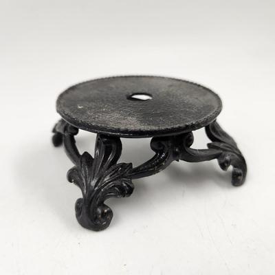 BEAUTIFUL IRON PEDESTAL