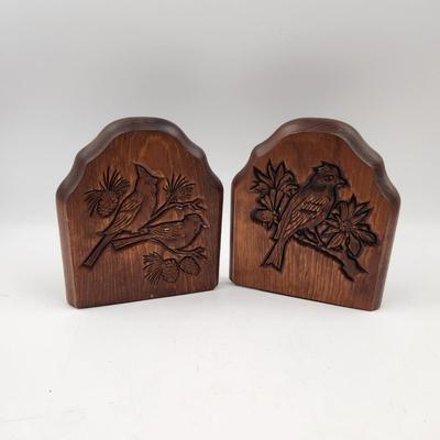 VINTAGE WOODEN BIRD BOOK ENDS