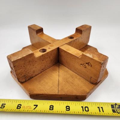 VINTAGE WOODEN OCTAGON PEDESTAL TABLE