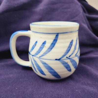 BEAUTIFUL HAND CRAFTED BLUE & GRAY DESIGNED CUP