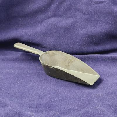 METAL FLOUR / SUGAR SCOOPER