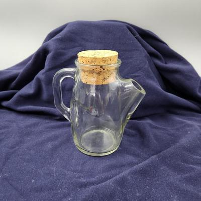 VINTAGE WESTMORELAND SNUB NOSE PITCHER W/ CORK