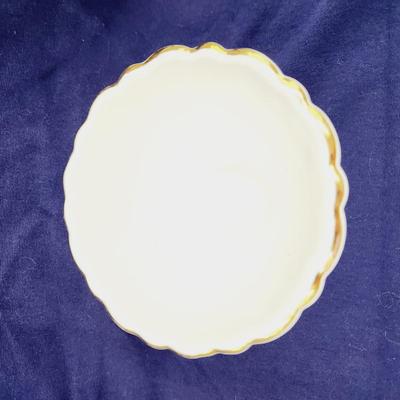 ROYAL LIMITED HOLLY HOLIDAY NUT / CANDY DISH
