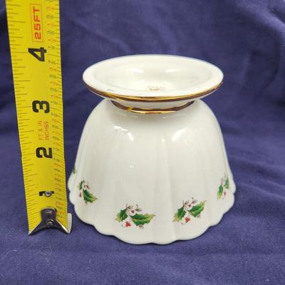 ROYAL LIMITED HOLLY HOLIDAY NUT / CANDY DISH