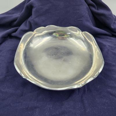 SUPER FANTASTIC METAL GRAPE DESIGNED FRUIT BOWL