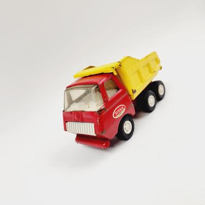 VINTAGE TONKA DUMP TRUCK