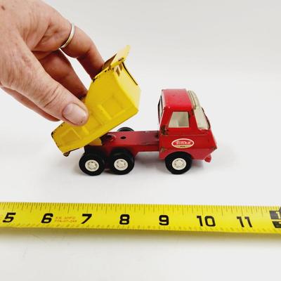 VINTAGE TONKA DUMP TRUCK