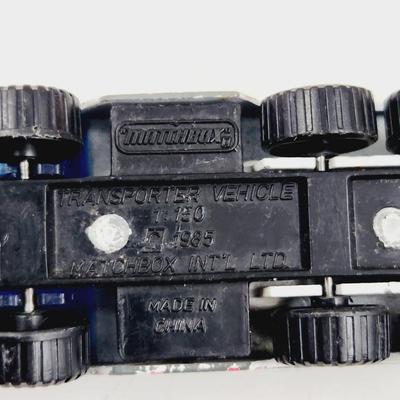 VINTAGE DIE CAST CAR BUNDLE
