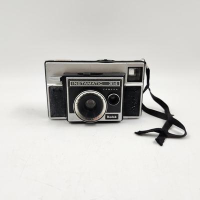 KODACK INSTAMATIC 314 FILM CAMERA