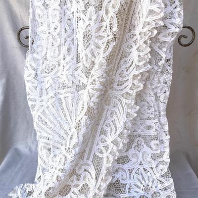LOT 113 Group 3 Antique Battenberg Lace & Linen Table Cloths