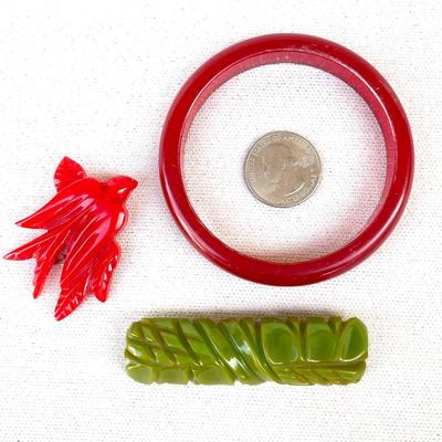 LOT 120 Vintage Bakelite Group Carved Bar Pin, Bangle, Bird Dress Clip