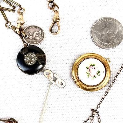 LOT 124 Group Antique Victorian Jewelry Watch Chains & Locket