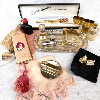 LOT 127 Vintage Miniature Perfume Group Chanel #5 Novelty Binoculars Bottles