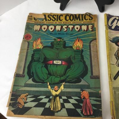 981 Vintage Comic Lot of 3 Land of the Lost No. 1