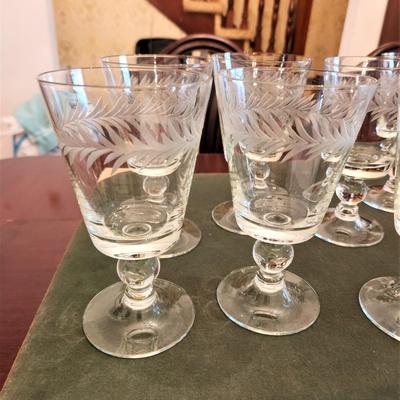 Lot #128  Set of 8 Vintage Etched Crystal Water Glasses
