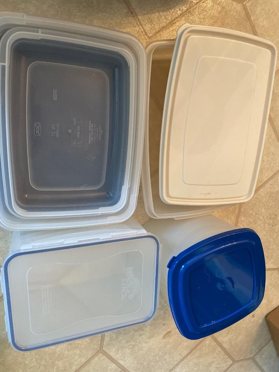 Large storage container lot