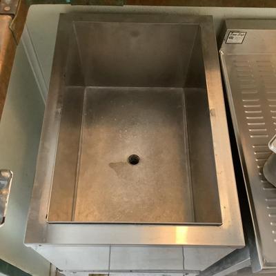 115 Stainless Steel Ice Bin With Drain (Insulated)