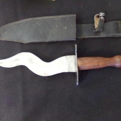 Vintage Pakistan 13" ceremonial Dagger Knife wavy blade.