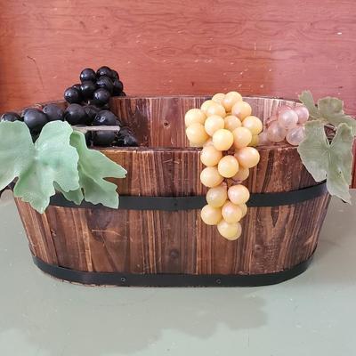 Vintage Grape Decor