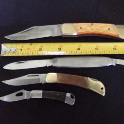 4 FOLDING KNIVES; 1 ROSTFREI INOX HOFFRITZ GERMANY.