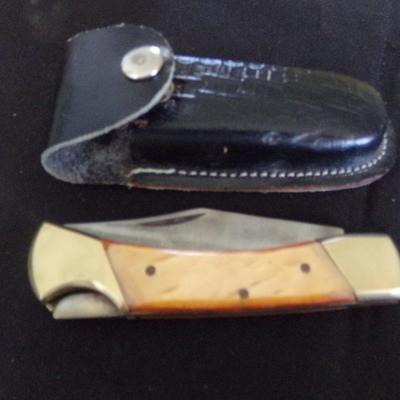 4 FOLDING KNIVES; 1 ROSTFREI INOX HOFFRITZ GERMANY.