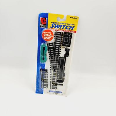 LIFE LIKE TRAINS - ELECTRIC REMOTE CONTROL SWITCH - NO GAUGE #8611;