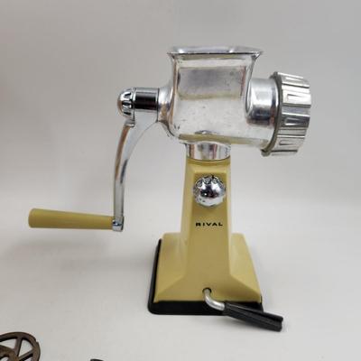 VINTAGE RIVAL MODEL 303 GRIND OF MATIC