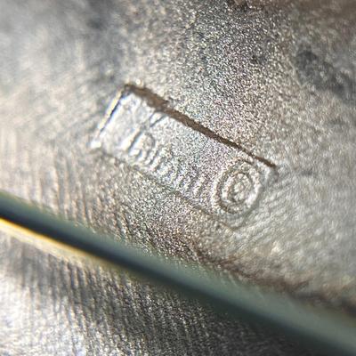 TRIFARI STREAMLINED GOLD TONE LEAF PIN