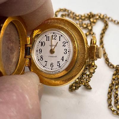 â€œHANKAâ€ LOVELY GOLD WOMANâ€™S PENDANT WATCH